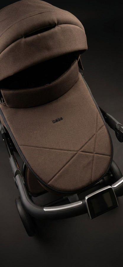 iBebe Stop & Drive kinderwagen bruin donkere studio kap en bekleding detail